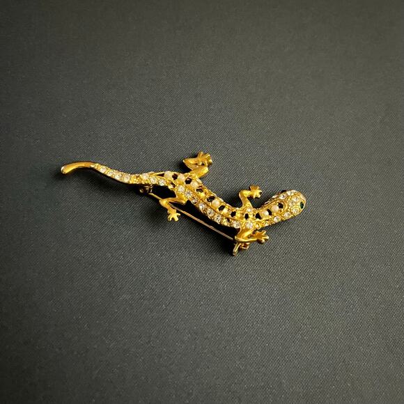 Gold Tone Gecko Lizard Brooch Rhinestone Greeb Eyes Animal Pin Statement 2.75" - Picture 3 of 11